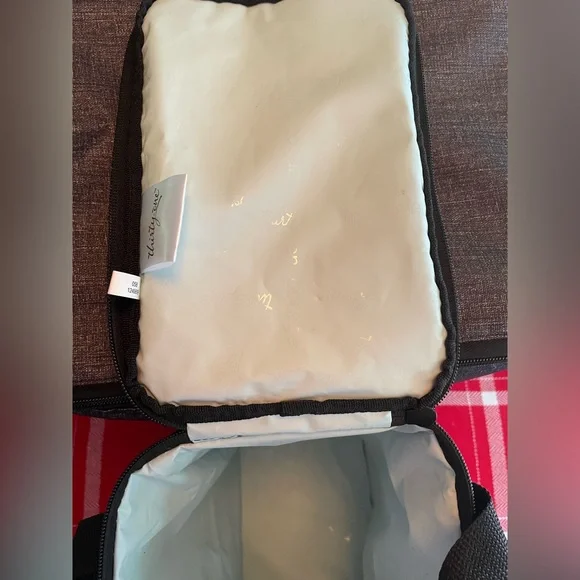 31 THIRTY ONE SIGNATURE COLLECTION 2 insulated bags. - Picture 4 of 9